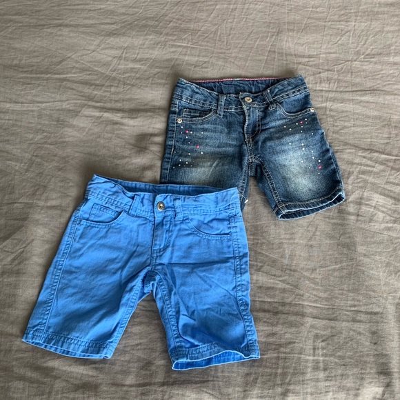 7 Girls Items Size 4T | 4 Bottoms Tops PJs GUC - Picture 2 of 8